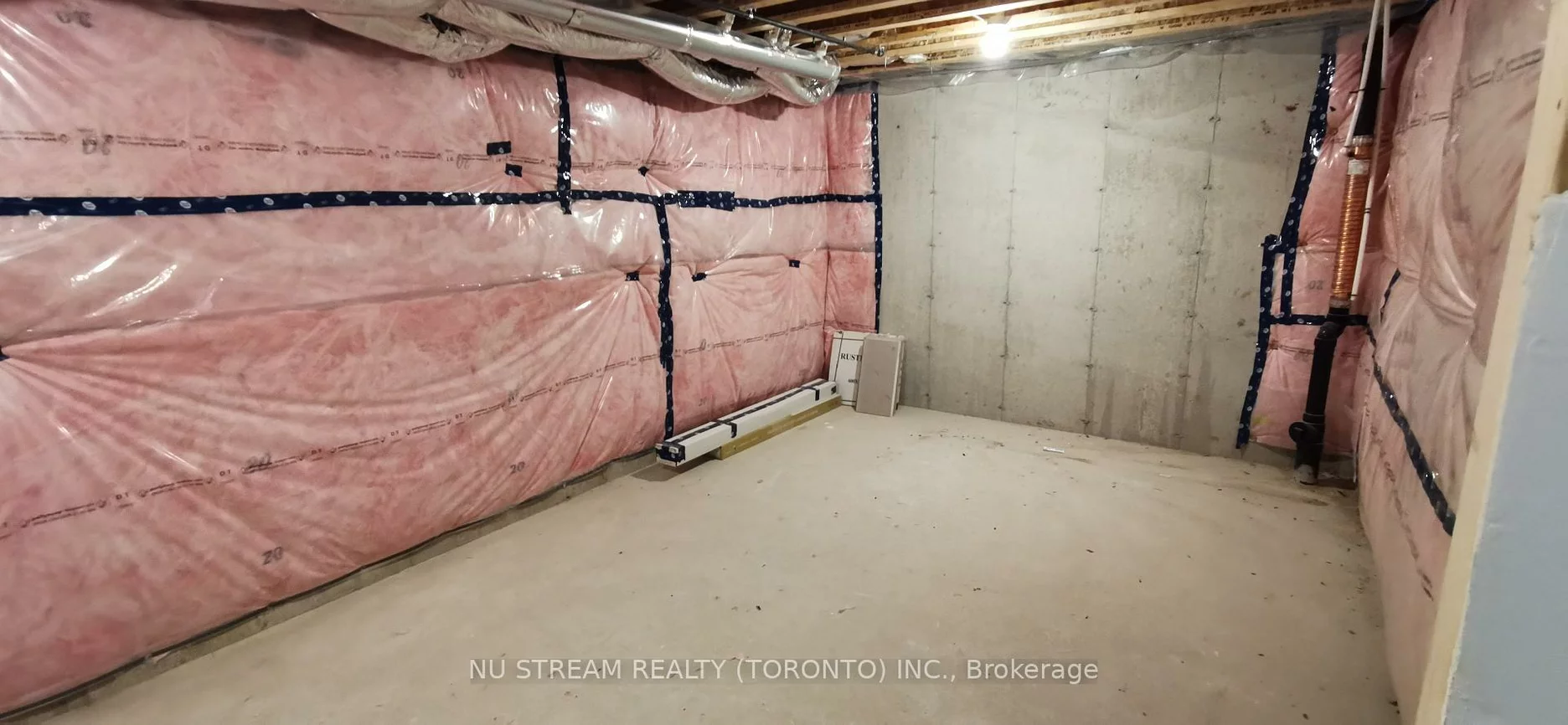 9, Carl Hill, Langstaff, Richmond Hill