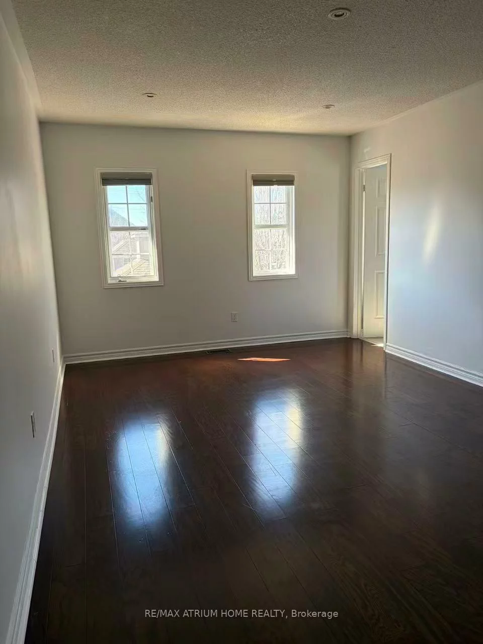 56, Ellesmere, Langstaff, Richmond Hill