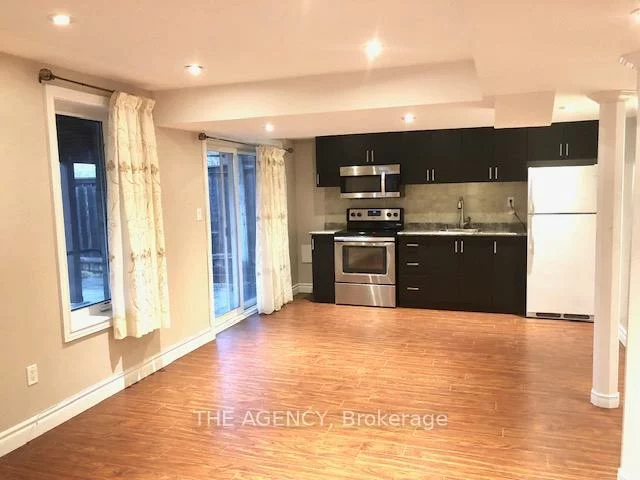 98, Heritage Hollow Estate, Rouge Woods, Richmond Hill