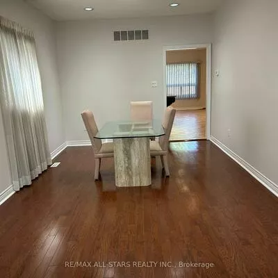 171, Shaftsbury, Westbrook, Richmond Hill