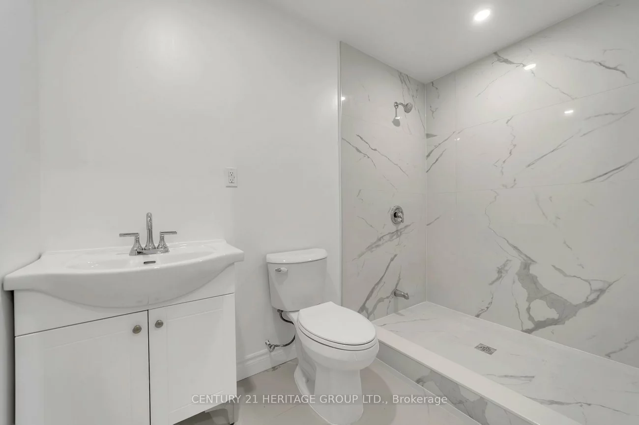 6, Menotti, Oak Ridges, Richmond Hill