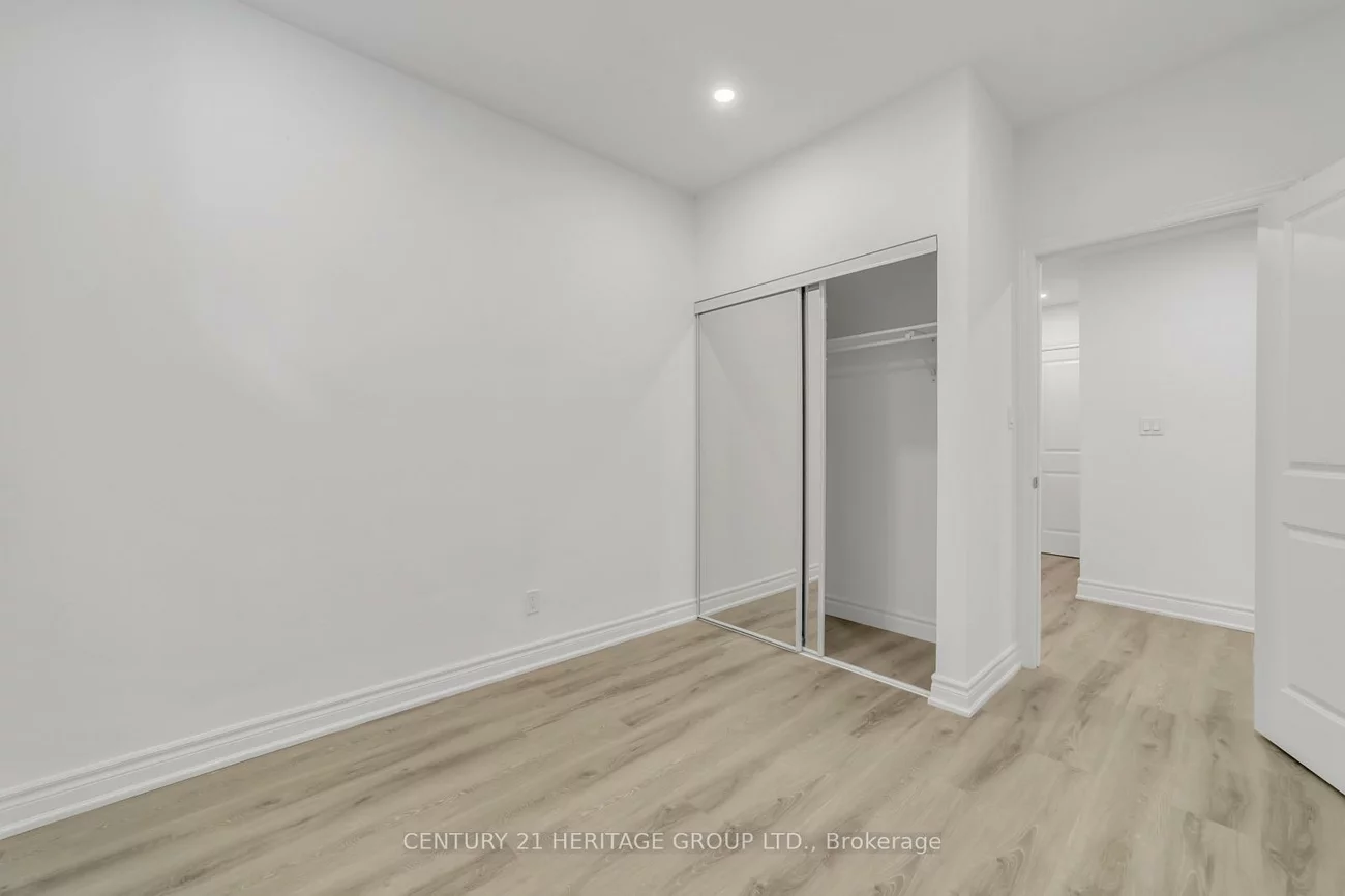 6, Menotti, Oak Ridges, Richmond Hill