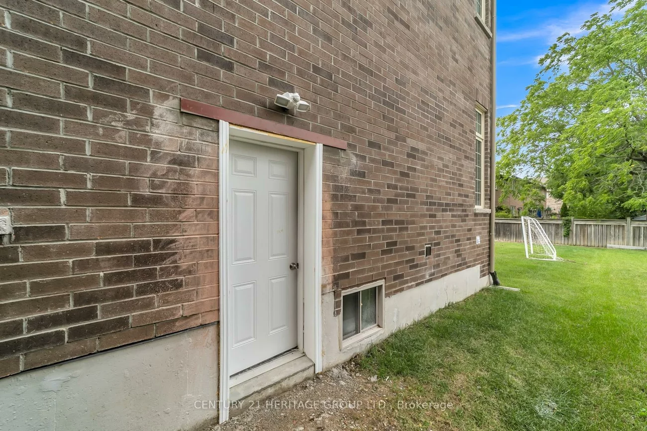 6, Menotti, Oak Ridges, Richmond Hill