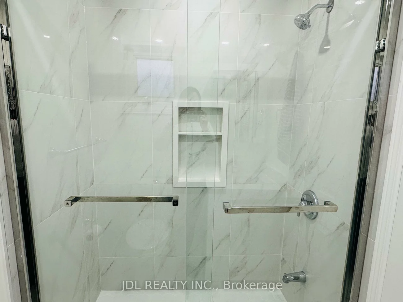 18, Dunsmore, Crosby, Richmond Hill