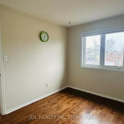 18, Dunsmore, Crosby, Richmond Hill