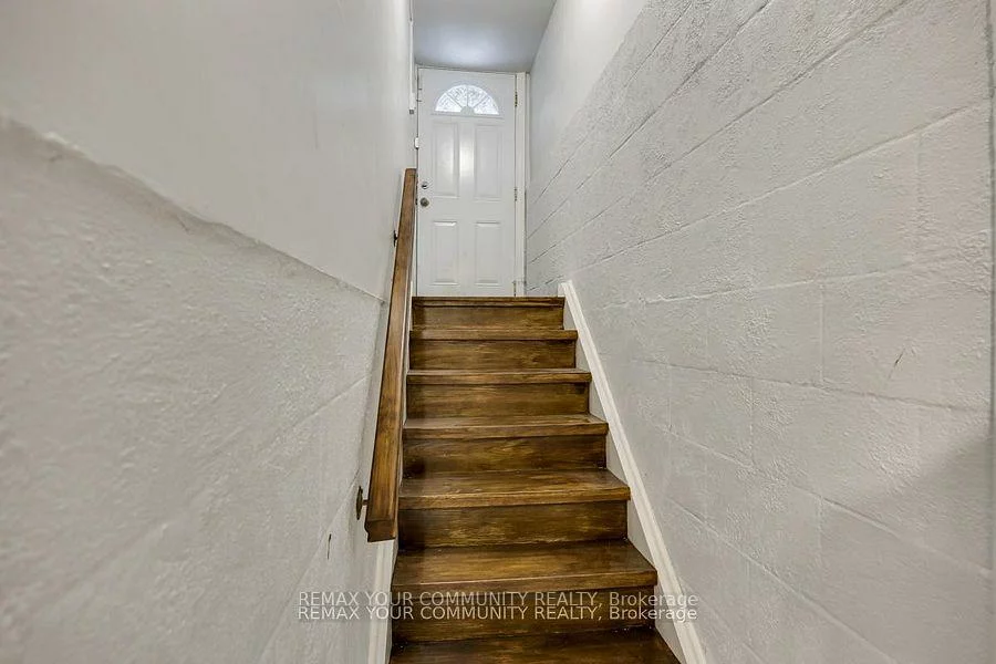 16, Orlon, South Richvale, Richmond Hill