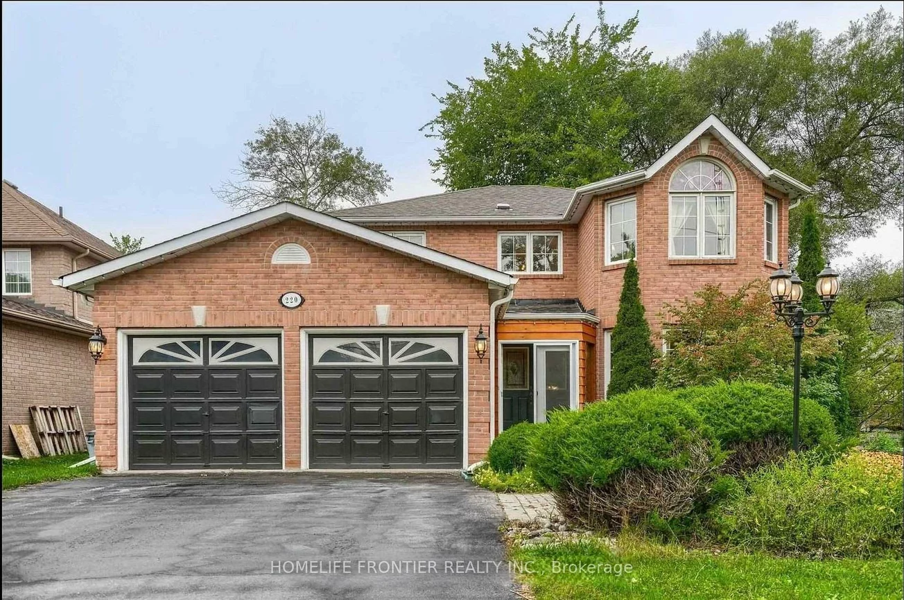 220, Olde Bayview, Oak Ridges Lake Wilcox, Richmond Hill