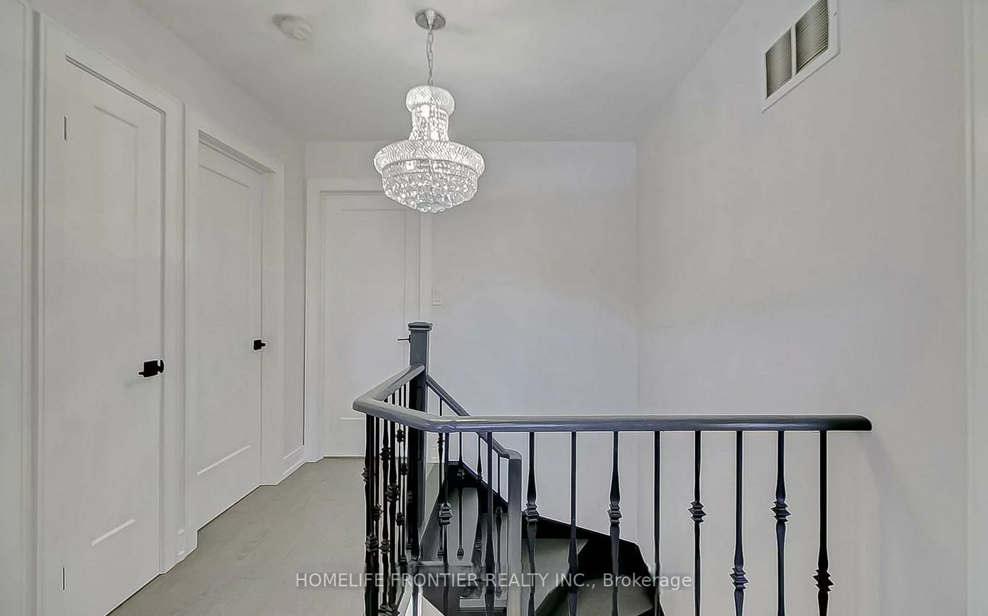 220, Olde Bayview, Oak Ridges Lake Wilcox, Richmond Hill