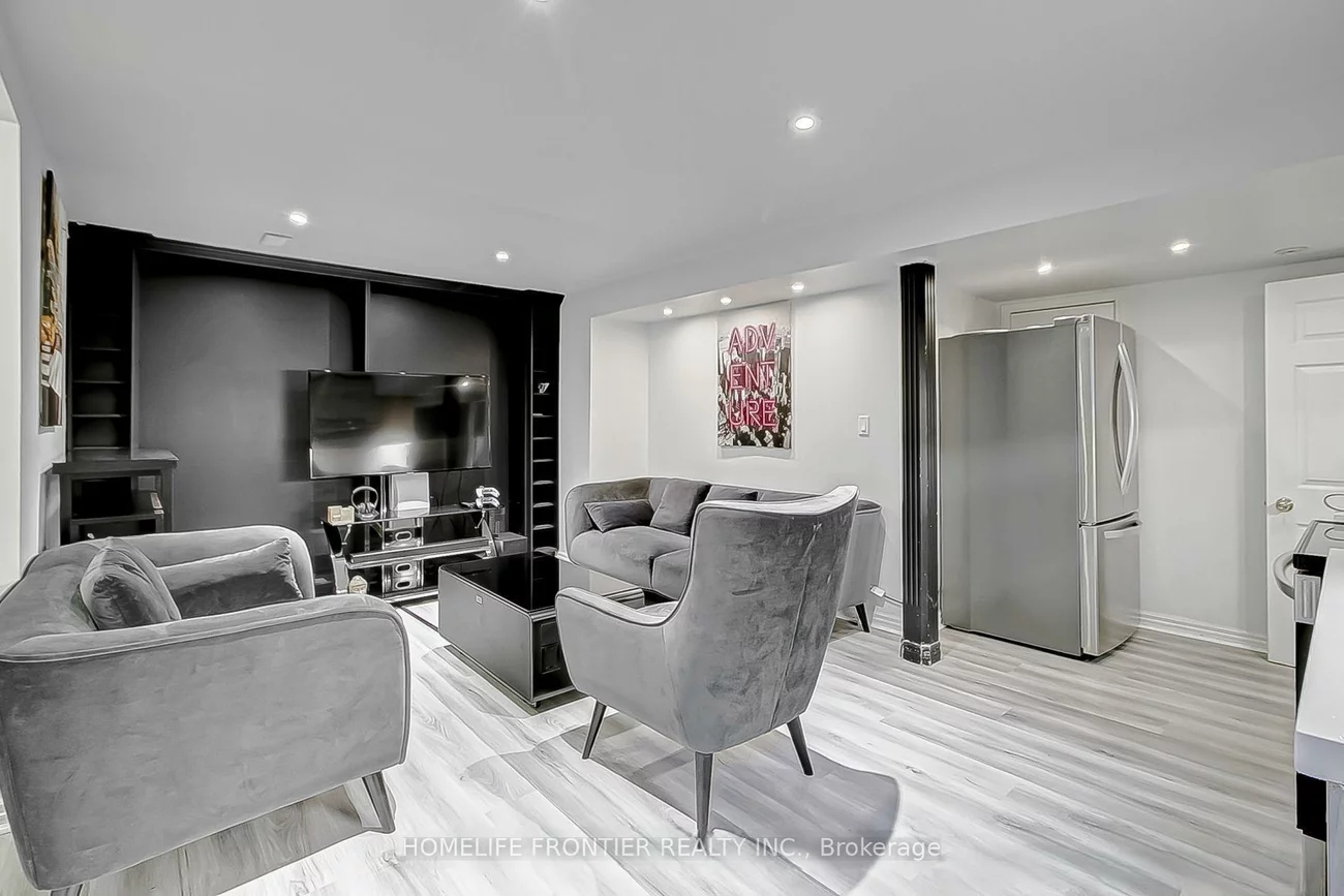 220, Olde Bayview, Oak Ridges Lake Wilcox, Richmond Hill