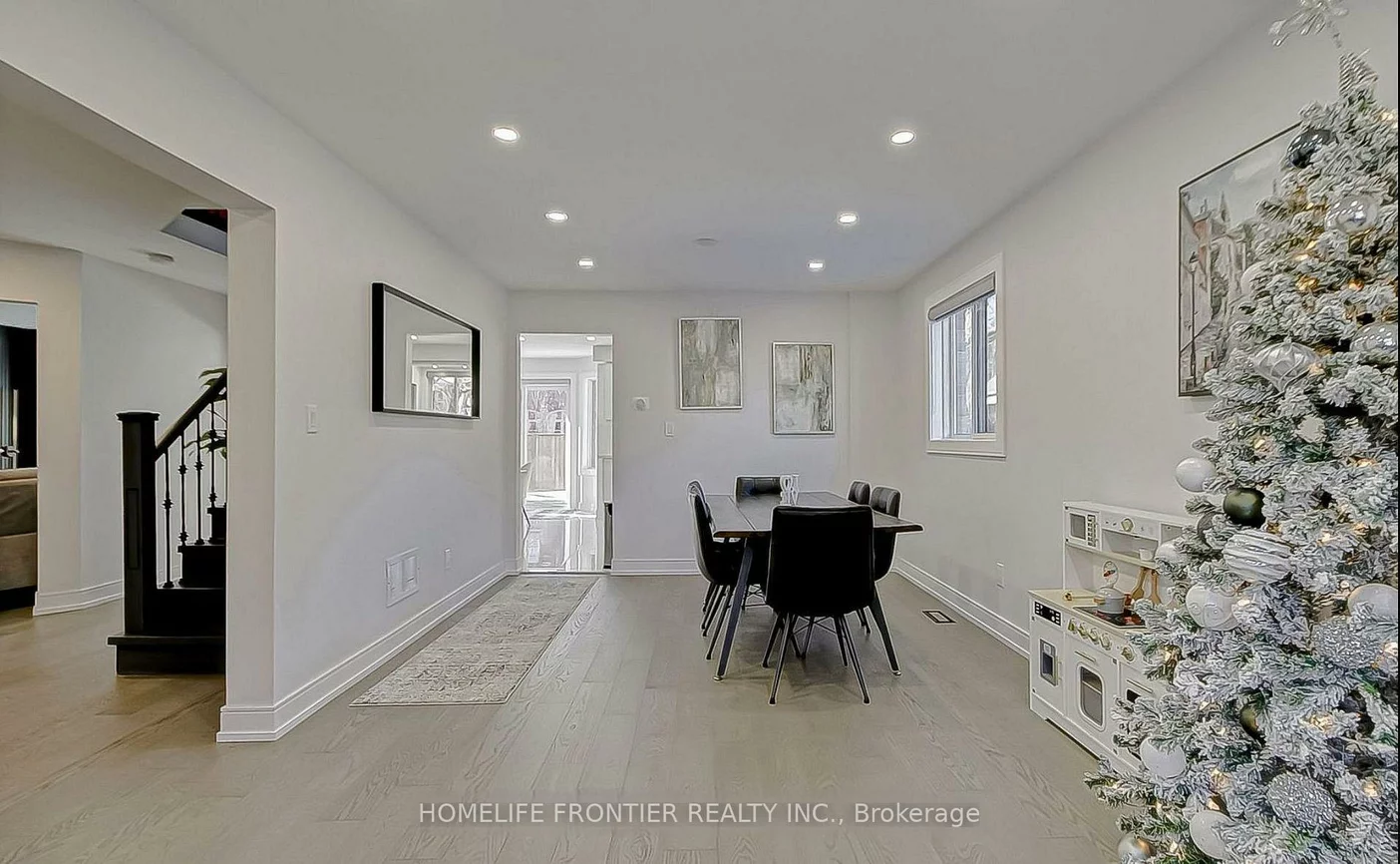 220, Olde Bayview, Oak Ridges Lake Wilcox, Richmond Hill