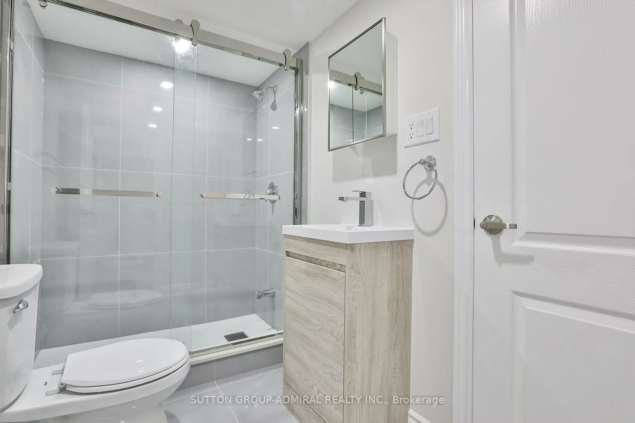 264, McConvey, Crosby, Richmond Hill