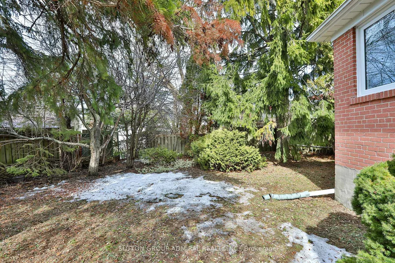 264, McConvey, Crosby, Richmond Hill