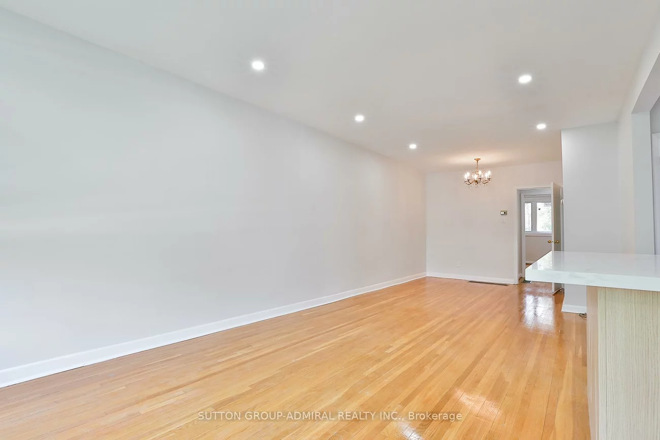 264, McConvey, Crosby, Richmond Hill