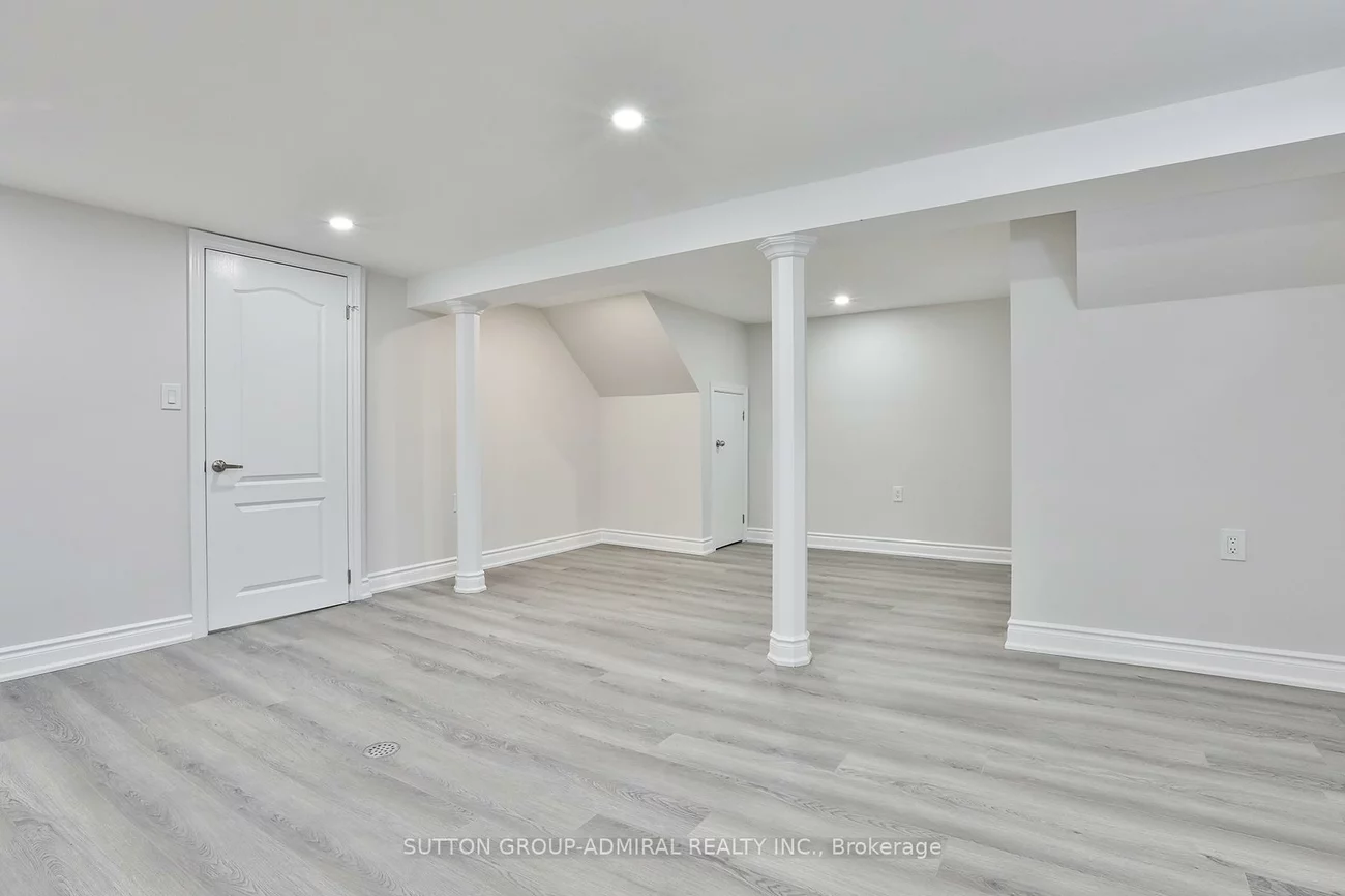 264, McConvey, Crosby, Richmond Hill