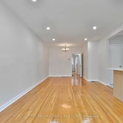 264, McConvey, Crosby, Richmond Hill