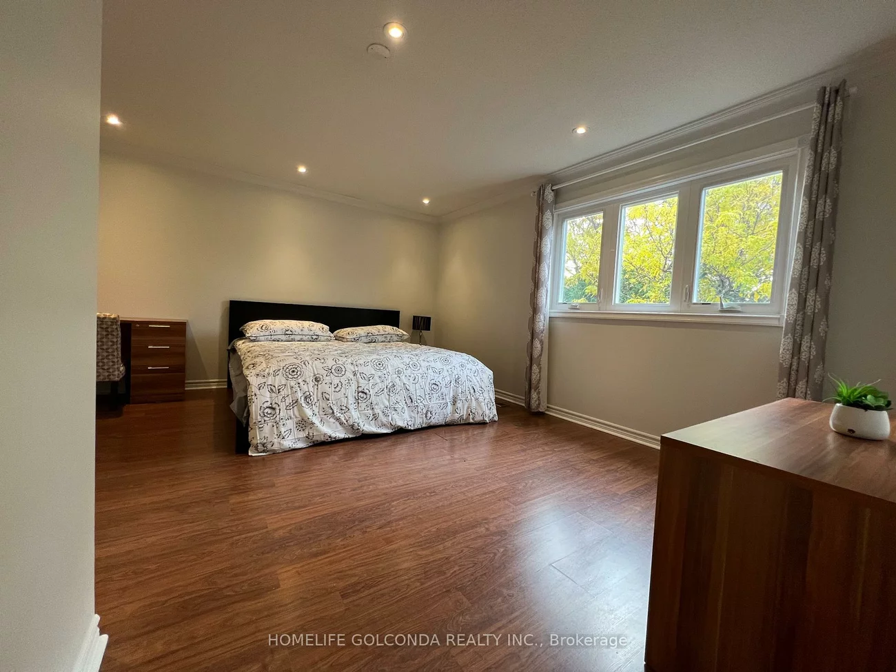 172, Stephenson, Crosby, Richmond Hill