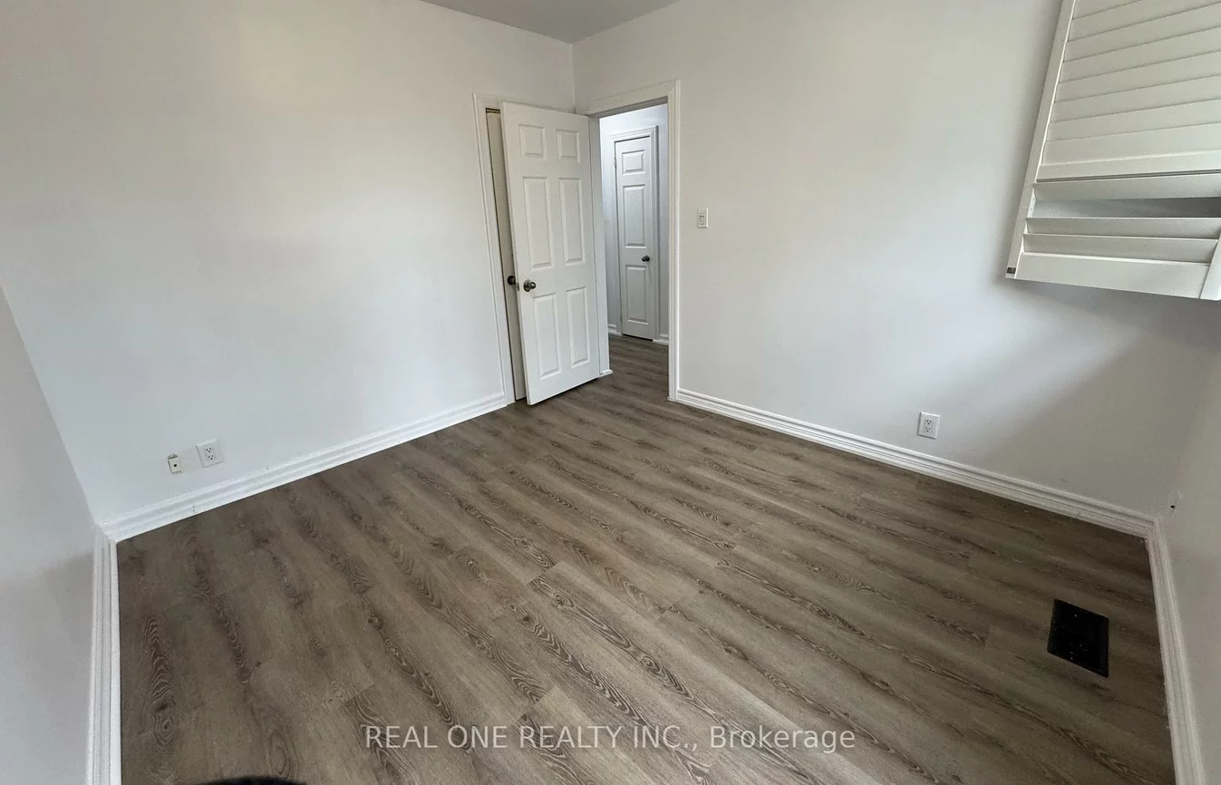 437, Taylor Mills, Crosby, Richmond Hill