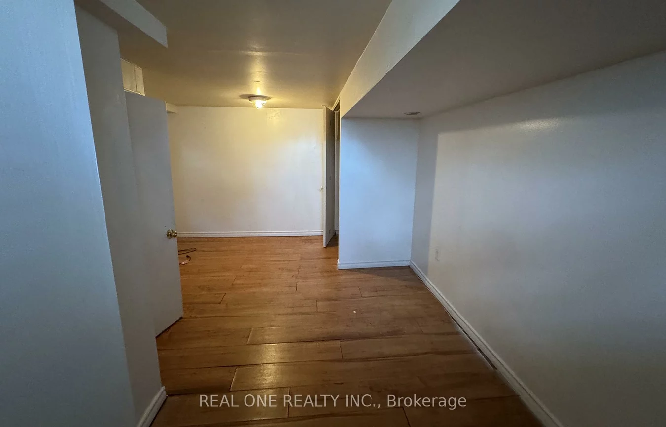 437, Taylor Mills, Crosby, Richmond Hill