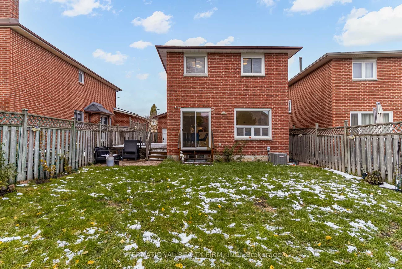 11, Belvedere, Crosby, Richmond Hill