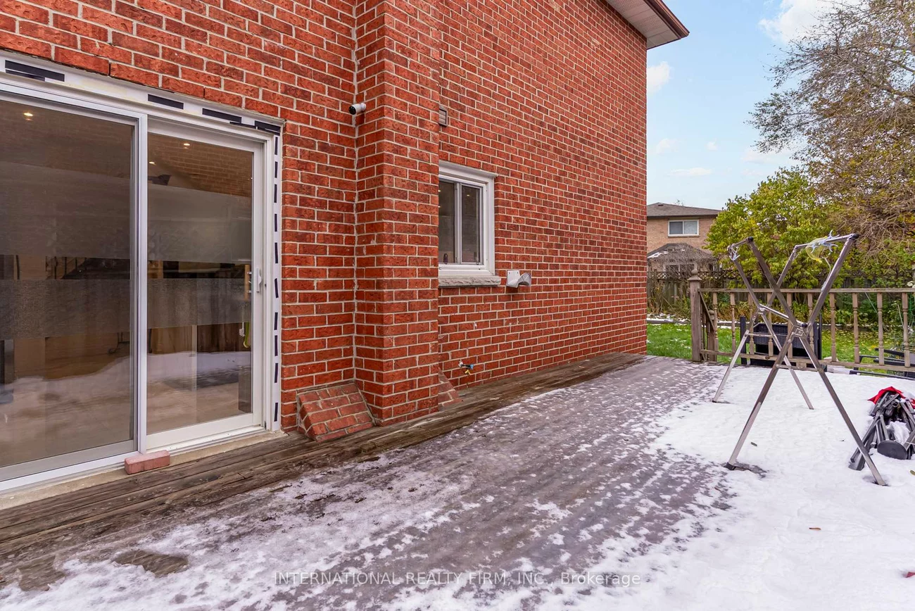 11, Belvedere, Crosby, Richmond Hill