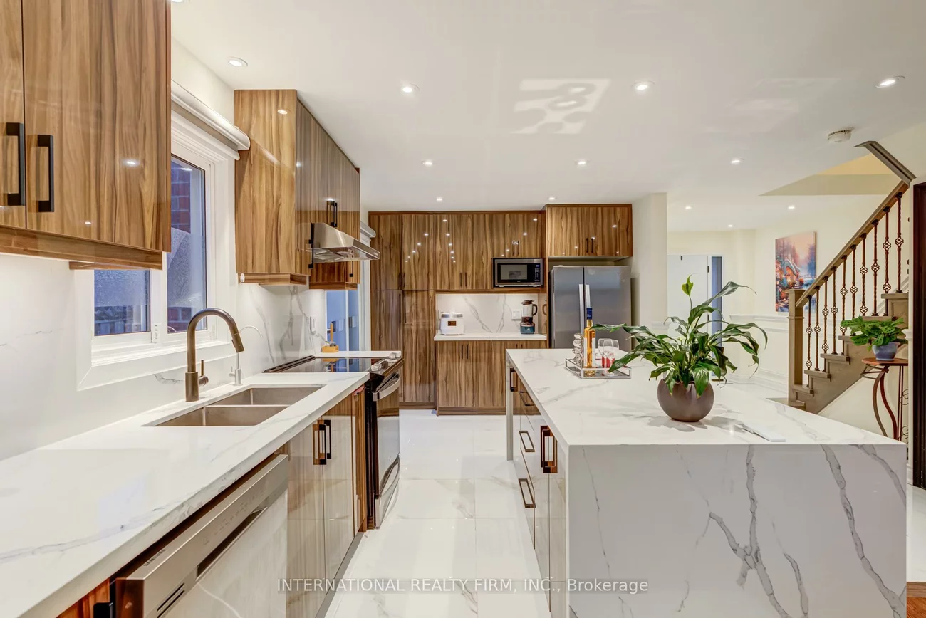 11, Belvedere, Crosby, Richmond Hill