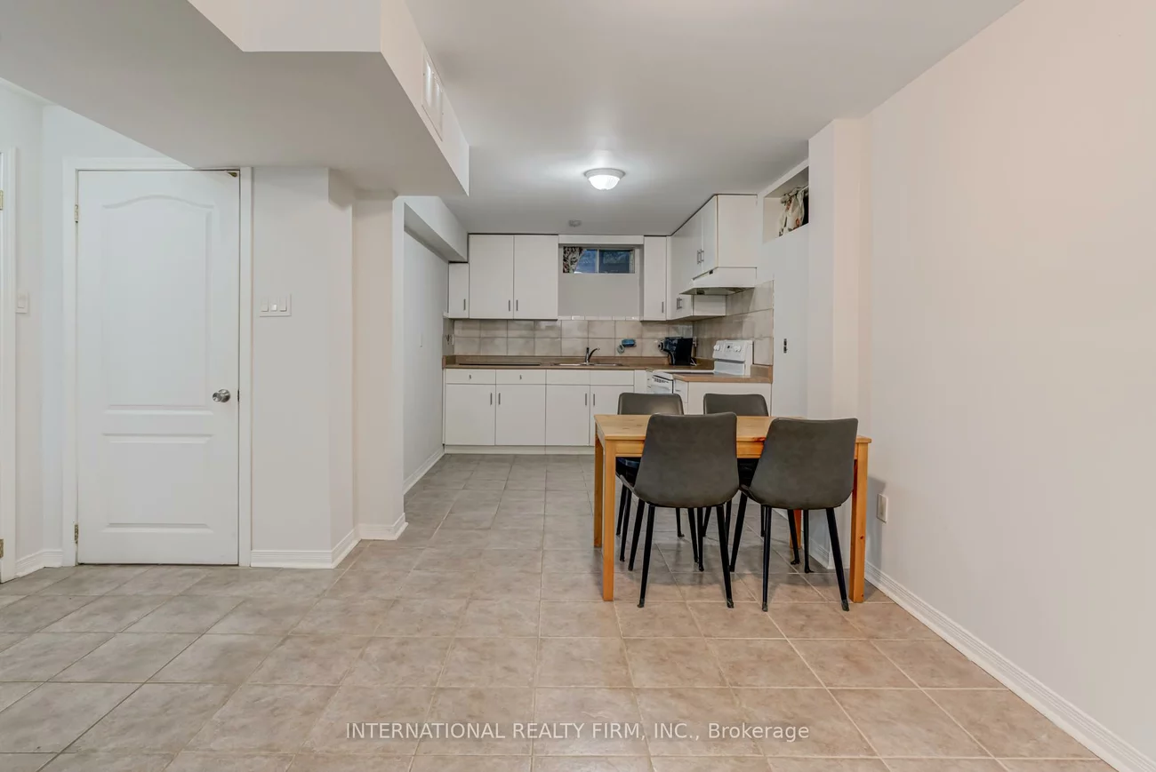 11, Belvedere, Crosby, Richmond Hill