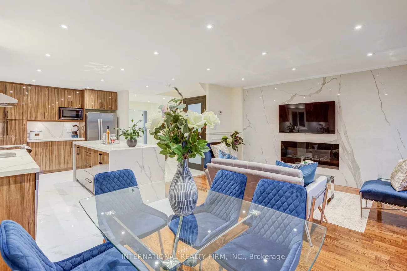 11, Belvedere, Crosby, Richmond Hill