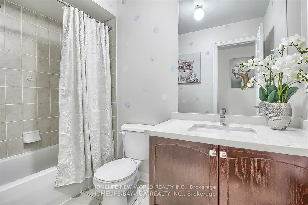 45, Hawkes, Westbrook, Richmond Hill