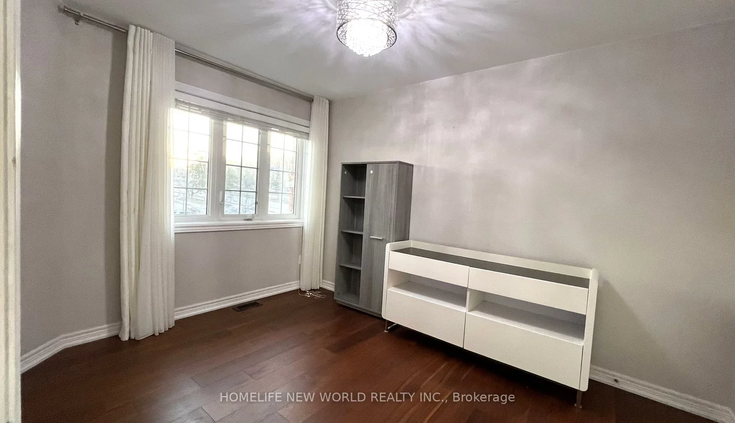 45, Hawkes, Westbrook, Richmond Hill