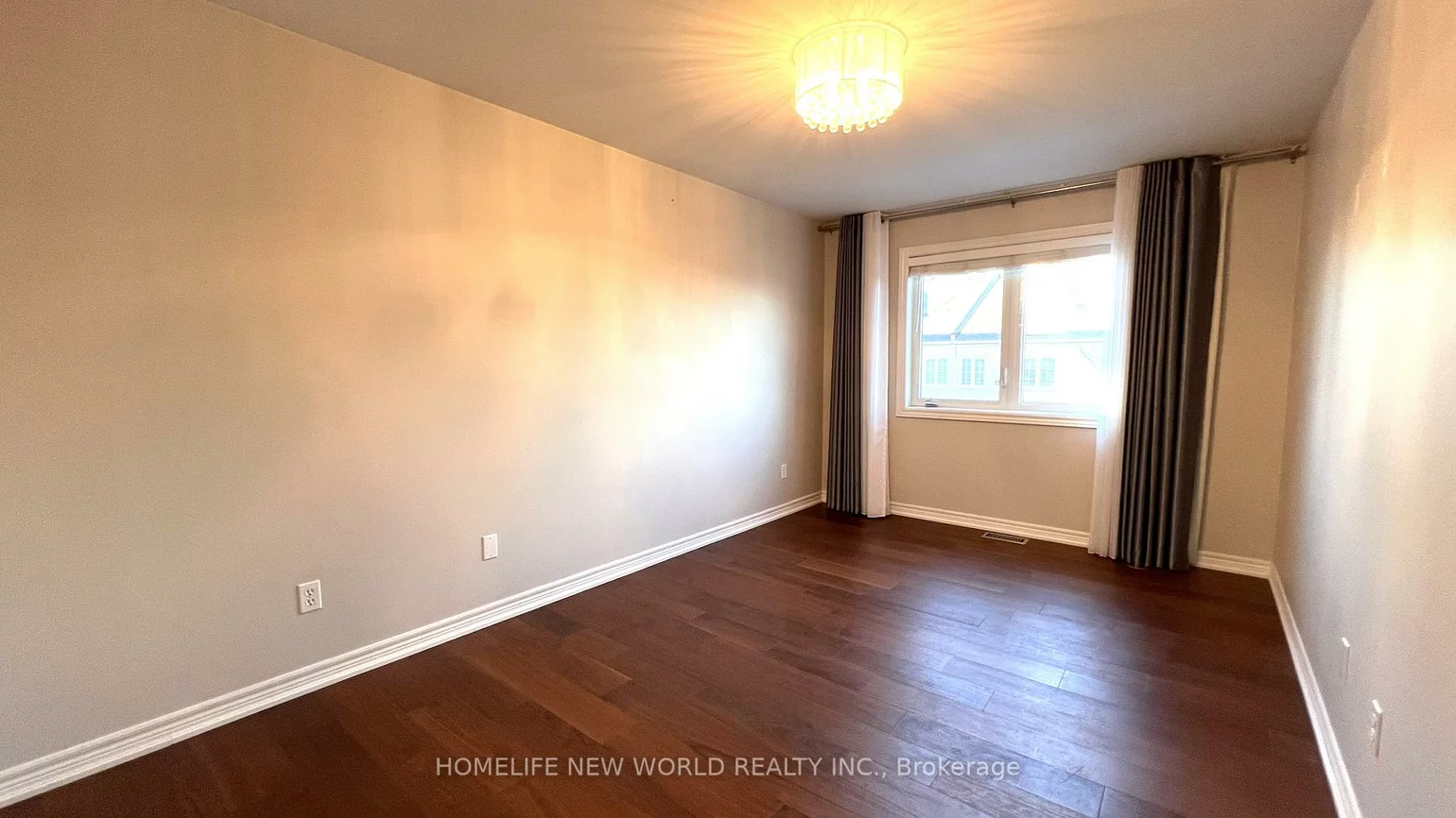 45, Hawkes, Westbrook, Richmond Hill