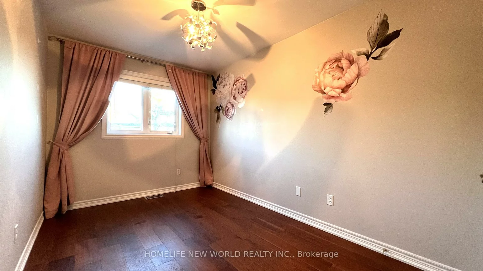 45, Hawkes, Westbrook, Richmond Hill