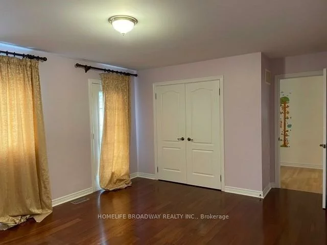 48, Townwood, Jefferson, Richmond Hill