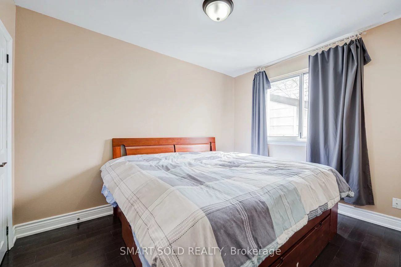 Main 438, Marybay, Crosby, Richmond Hill