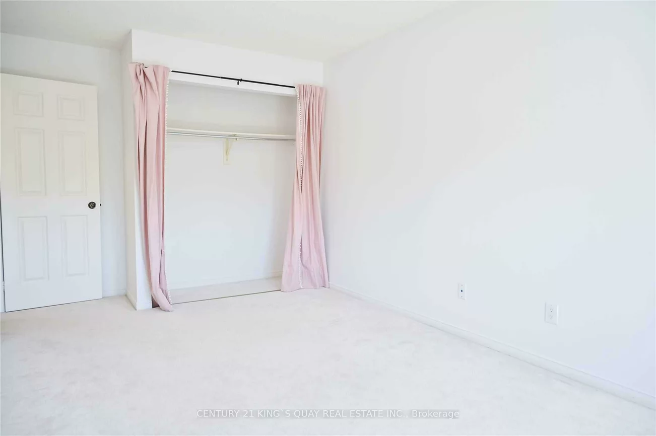 8, Samantha, Doncrest, Richmond Hill