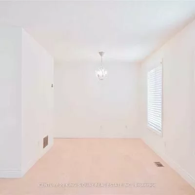 8, Samantha, Doncrest, Richmond Hill