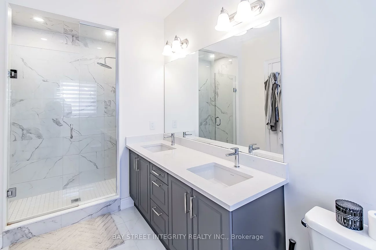 50, Drizzel, Oak Ridges, Richmond Hill