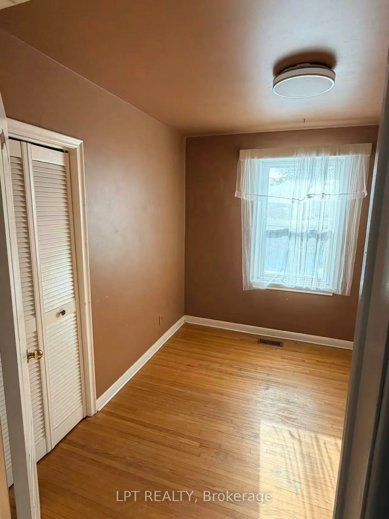 520, lynett, Crosby, Richmond Hill