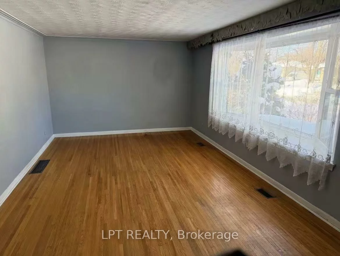 520, lynett, Crosby, Richmond Hill