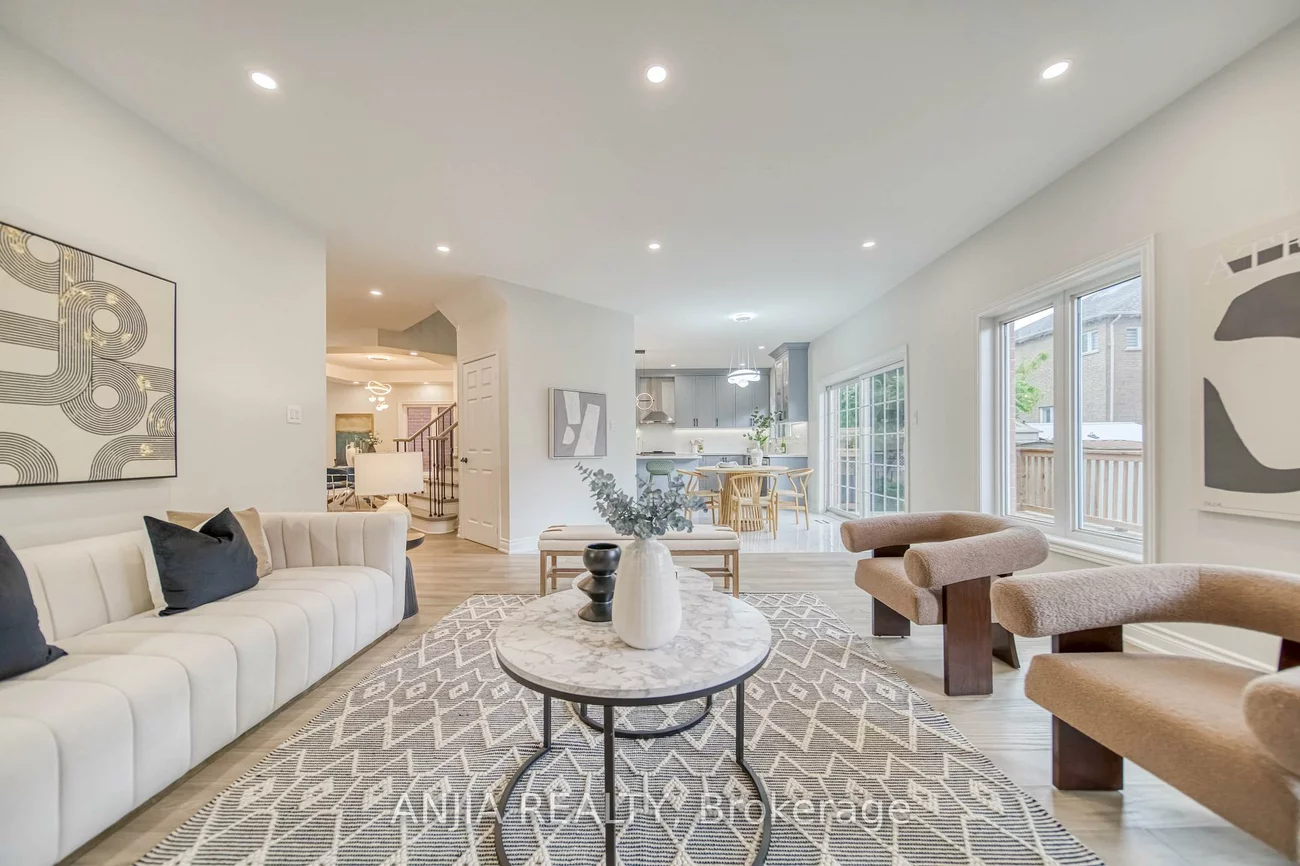 309, Tower Hill, Jefferson, Richmond Hill