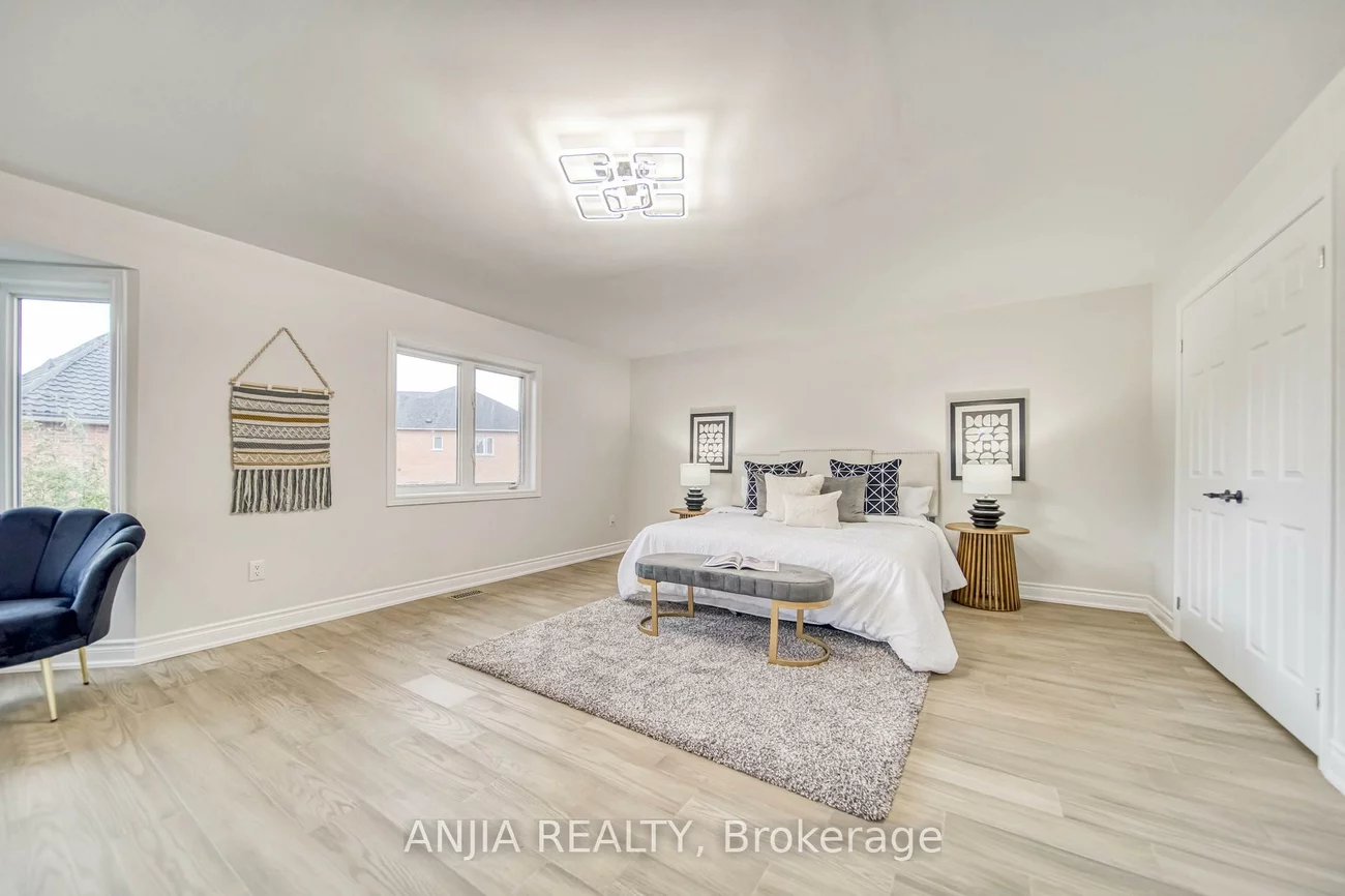 309, Tower Hill, Jefferson, Richmond Hill