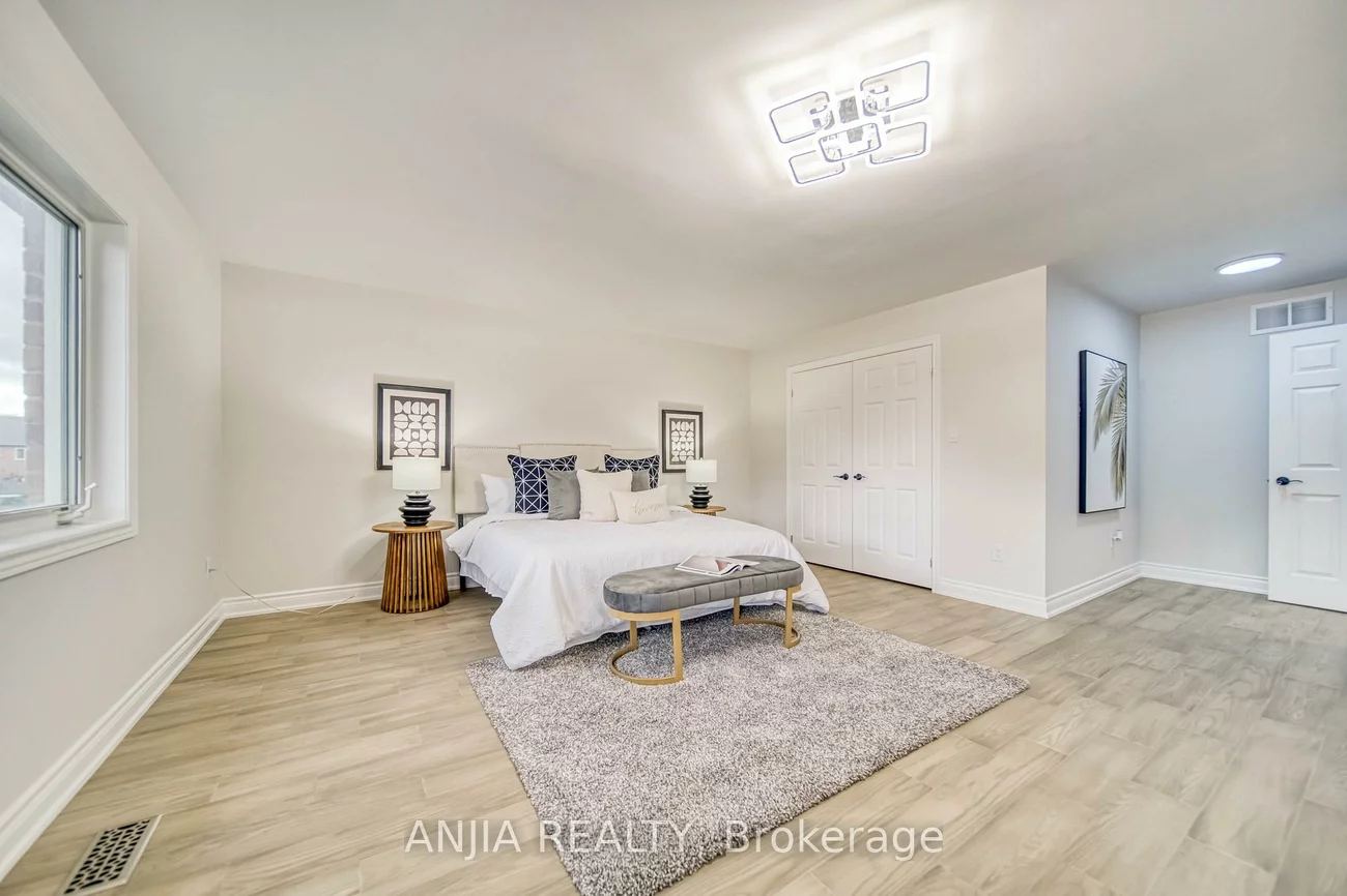 309, Tower Hill, Jefferson, Richmond Hill