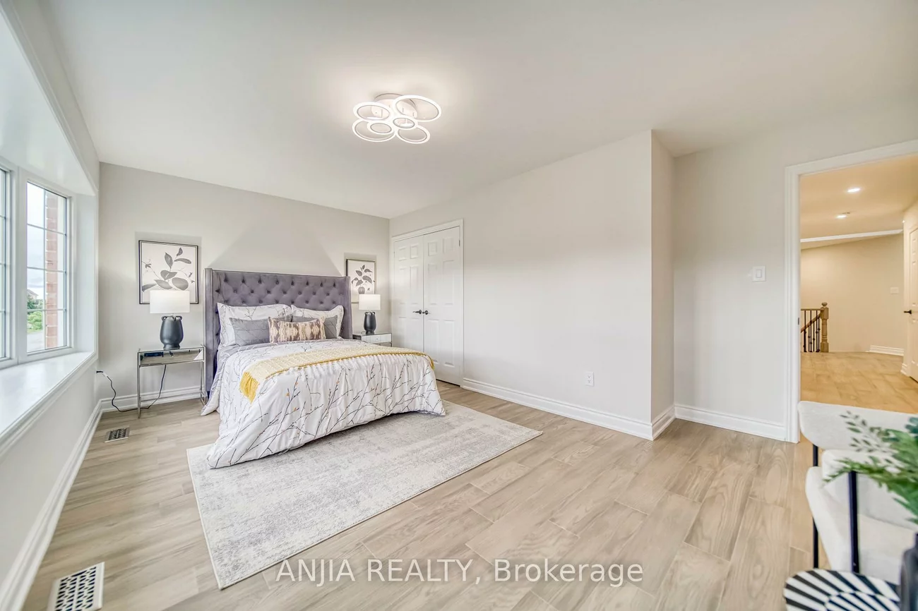 309, Tower Hill, Jefferson, Richmond Hill