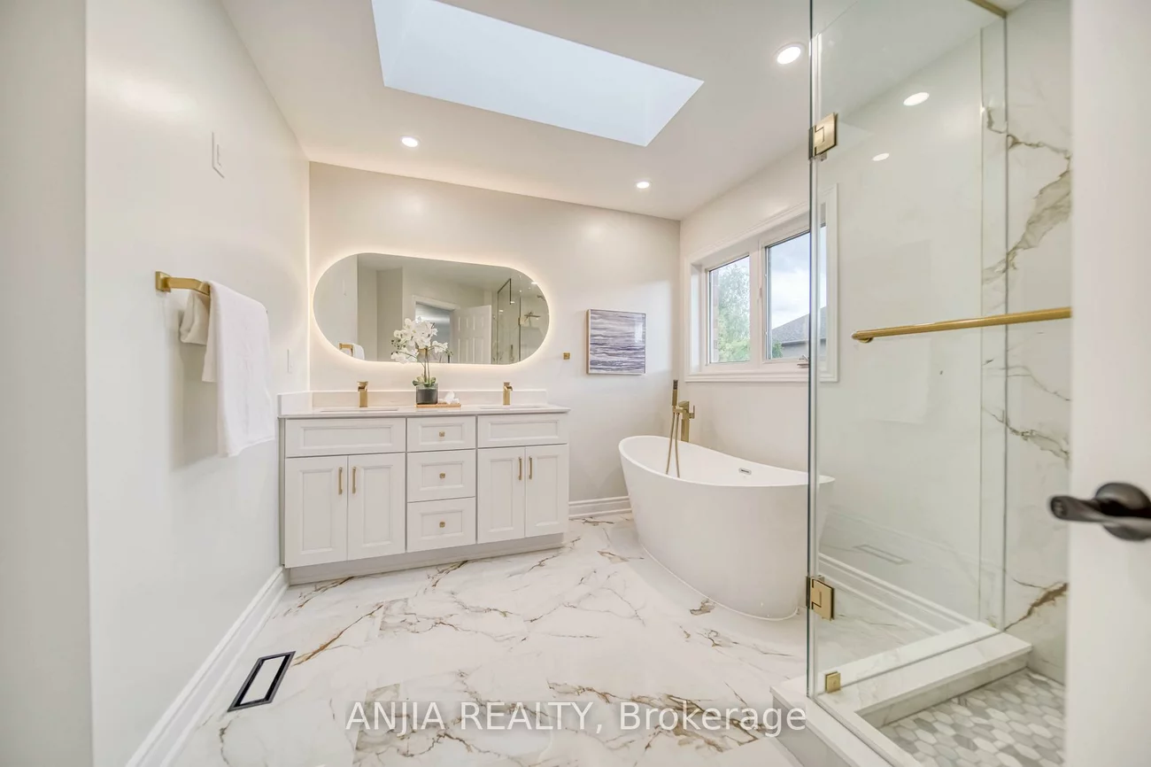 309, Tower Hill, Jefferson, Richmond Hill