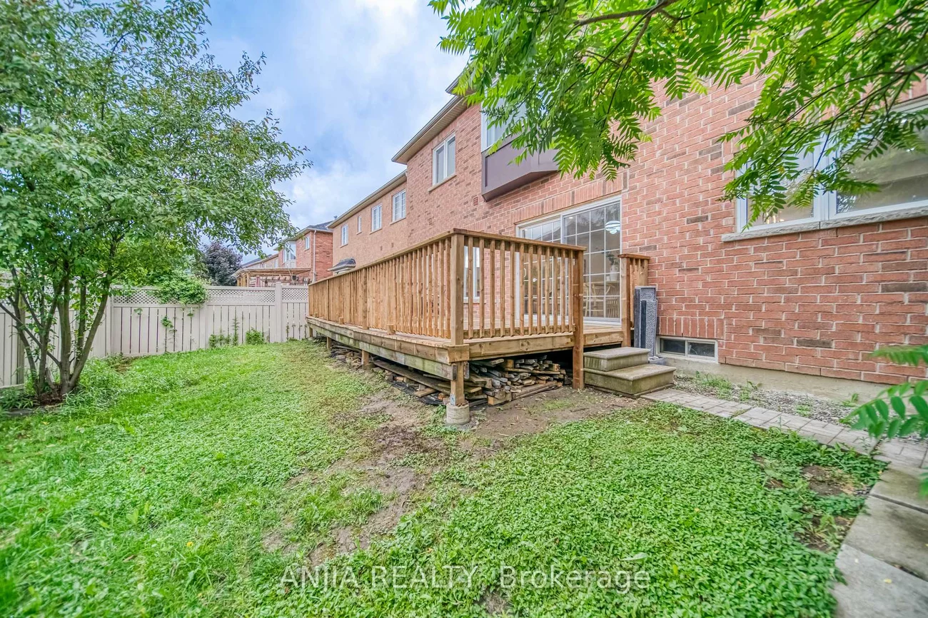 309, Tower Hill, Jefferson, Richmond Hill