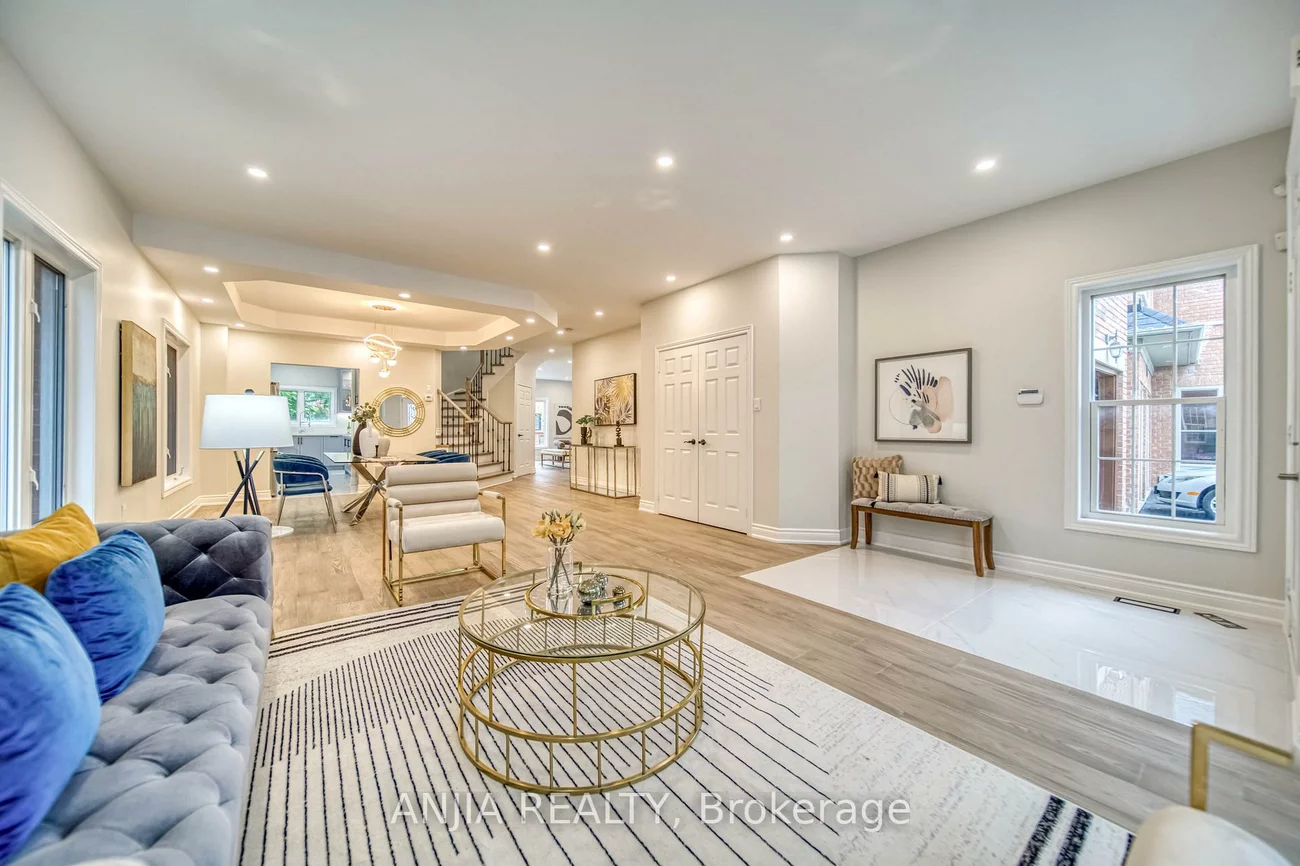 309, Tower Hill, Jefferson, Richmond Hill