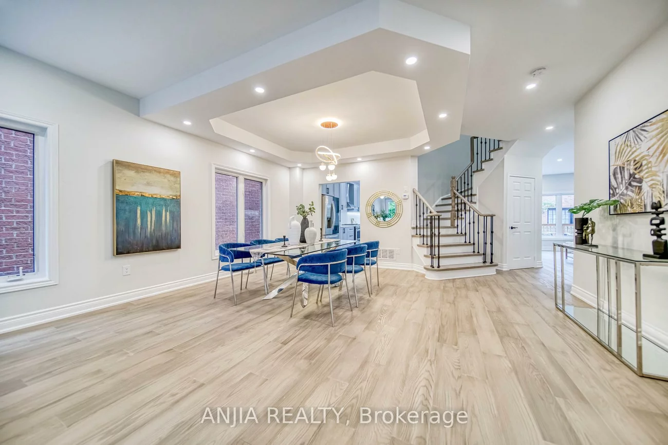 309, Tower Hill, Jefferson, Richmond Hill