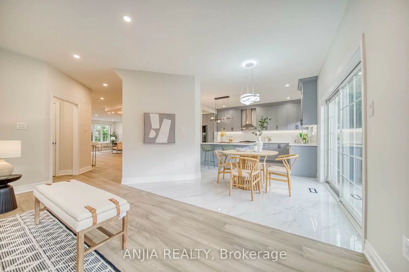 309, Tower Hill, Jefferson, Richmond Hill