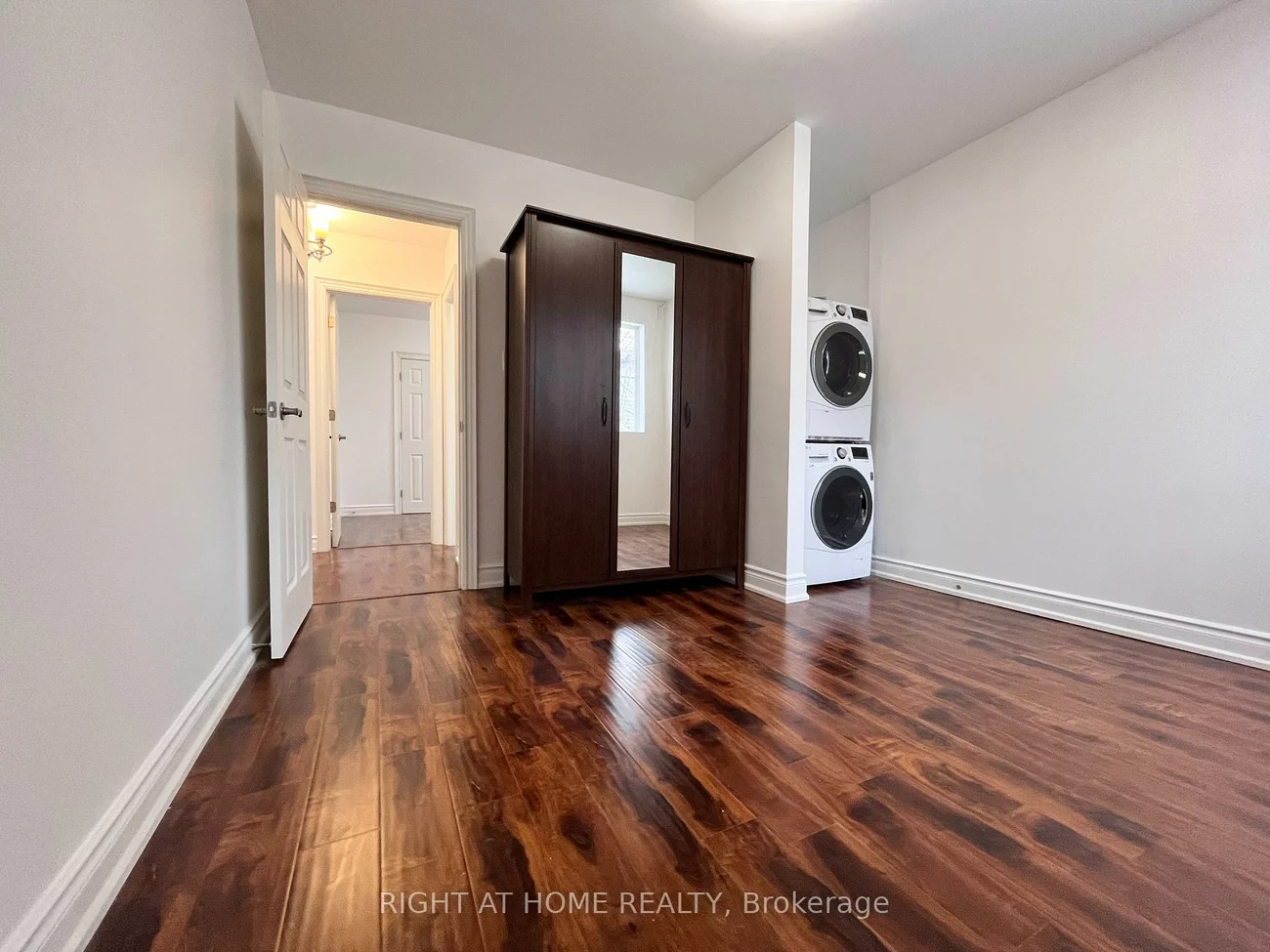 195, Taylor Mills, Crosby, Richmond Hill