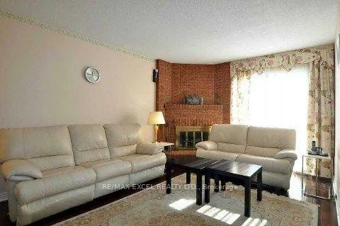 60, Normandy, Harding, Richmond Hill