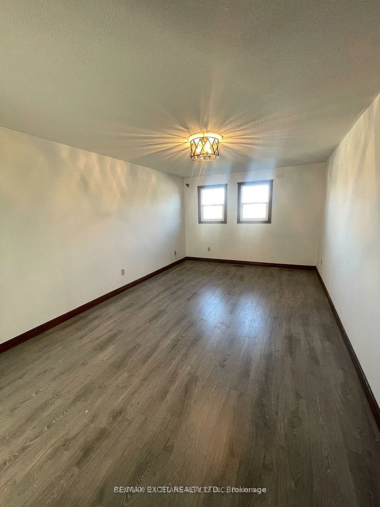 60, Normandy, Harding, Richmond Hill